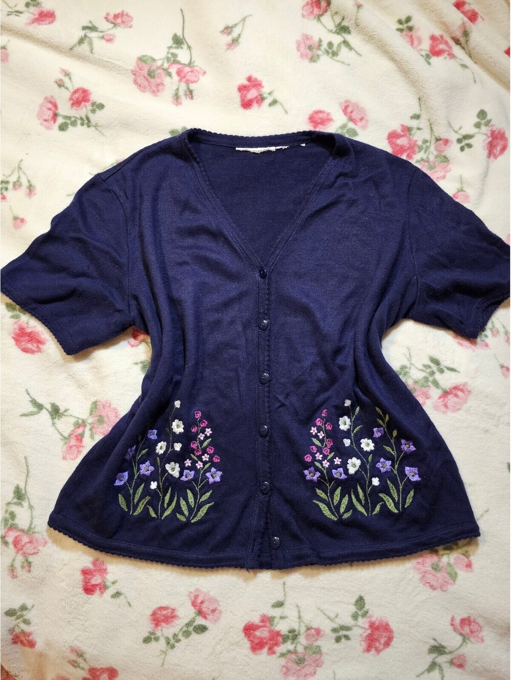 Beautiful Vintage Navy Floral Embroidered Short Sleeve Sweater Button Up